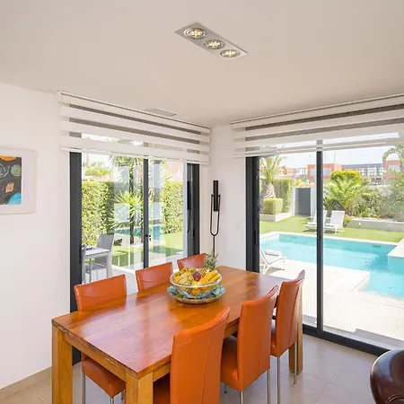 Stylish With Views * Torremendo