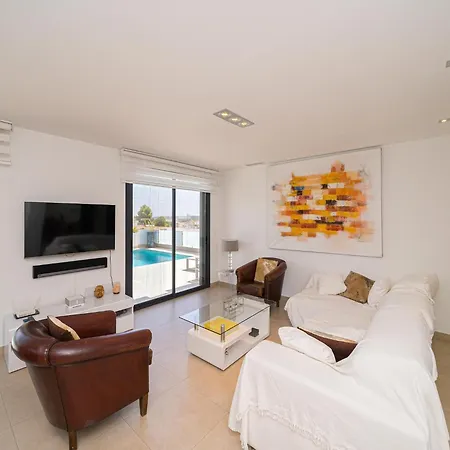 Stylish With Views Torremendo