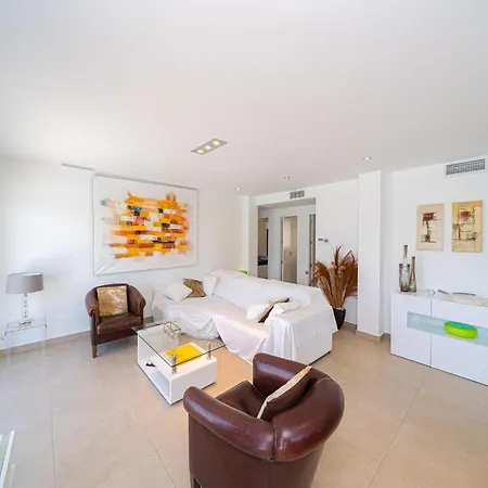 Stylish With Views * Torremendo