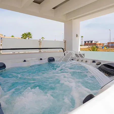 Stylish With Views Villa *