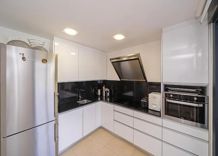 Villa Stylish With Views Torremendo
